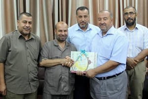 الداخلية تُكرم الفائزين بجائزة الشهيد "صيام" للموظف المثالي