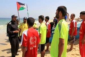 دفاع مدني خان يونس .. جهود متواصلة لسلامة المصطافين