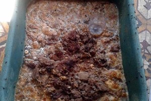 مباحث تموين خانيونس تتلف كمية من اللحوم الفاسدة