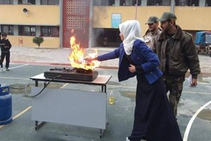 فتوة خانيونس تفتتح دورة" كيفية التعامل مع الحرائق والاجسام المشبوهة "