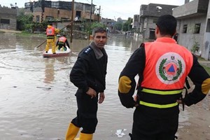 طواقم الدفاع المدني تُنفذ 32 مهمة وتُخلي 12 مواطناً