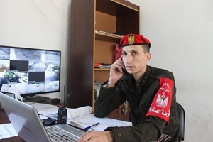 المساعد البياع.. عزيمةٌ وإرادة في تنفيذ المهام الصعبة 