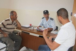 علاقات خان يونس تُنهي خلافين ماليين بقيمة 34 ألف شيكل