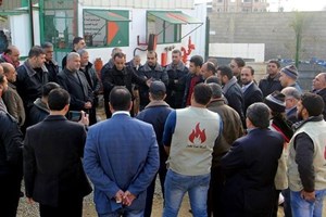 جولة تدريبية للعاملين بـ "الأمن والسلامة" على عدد من المنشآت