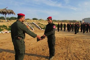 الشرطة العسكرية تُنظم طابور أركان في رفح