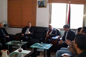 المراقب العام يبحث عدداً من الملفات مع القائد العام للقوات