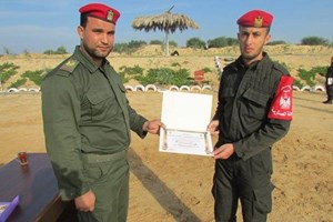 الشرطة العسكرية تُكرم ضباطها وأفرادها المُتميزين برفح