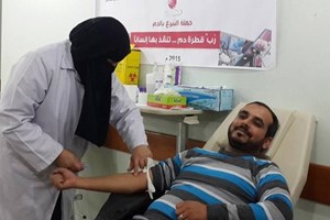 المستشفى الجزائري ينظم حملة للتبرع بالدم بخانيونس