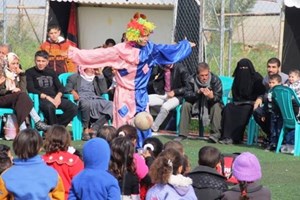 التأهيل والإصلاح ينظم يوماً ترفيهياً للنزلاء وذويهم بالوسطى 