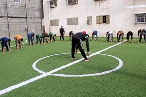 شرطة الشمال تنظم نشاطاً رياضياً لموقوفي شرطة معسكر جباليا