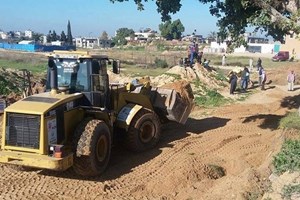 شرطة البلديات تتعاون مع بلدية بني سهيلا في فتح عددٍ من الشوارع