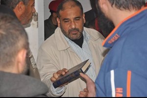 توزيع مصاحف وكتب دعوية على نزلاء الشرطة العسكرية