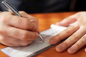 القضاء العسكري يُعد مذكرة قانونية لـ "الشيكات بدون رصيد"