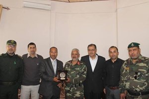 اللواء أبو عاذرة يُشيد بجهود المستشفى الأردني