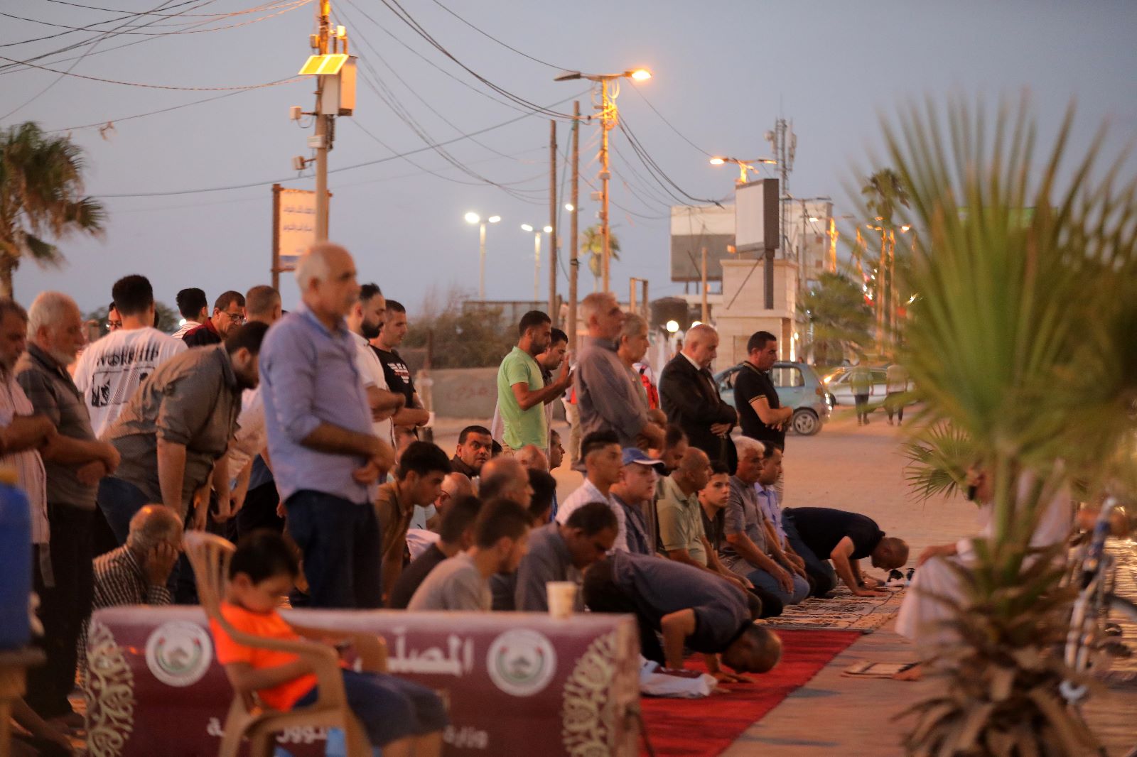 أجواء اصطياف المواطنين في غزة على شاطئ البحر والشريط الساحلي وعمل أجهزة وزارة الداخلية في تهيئة الأجواء الملائمة