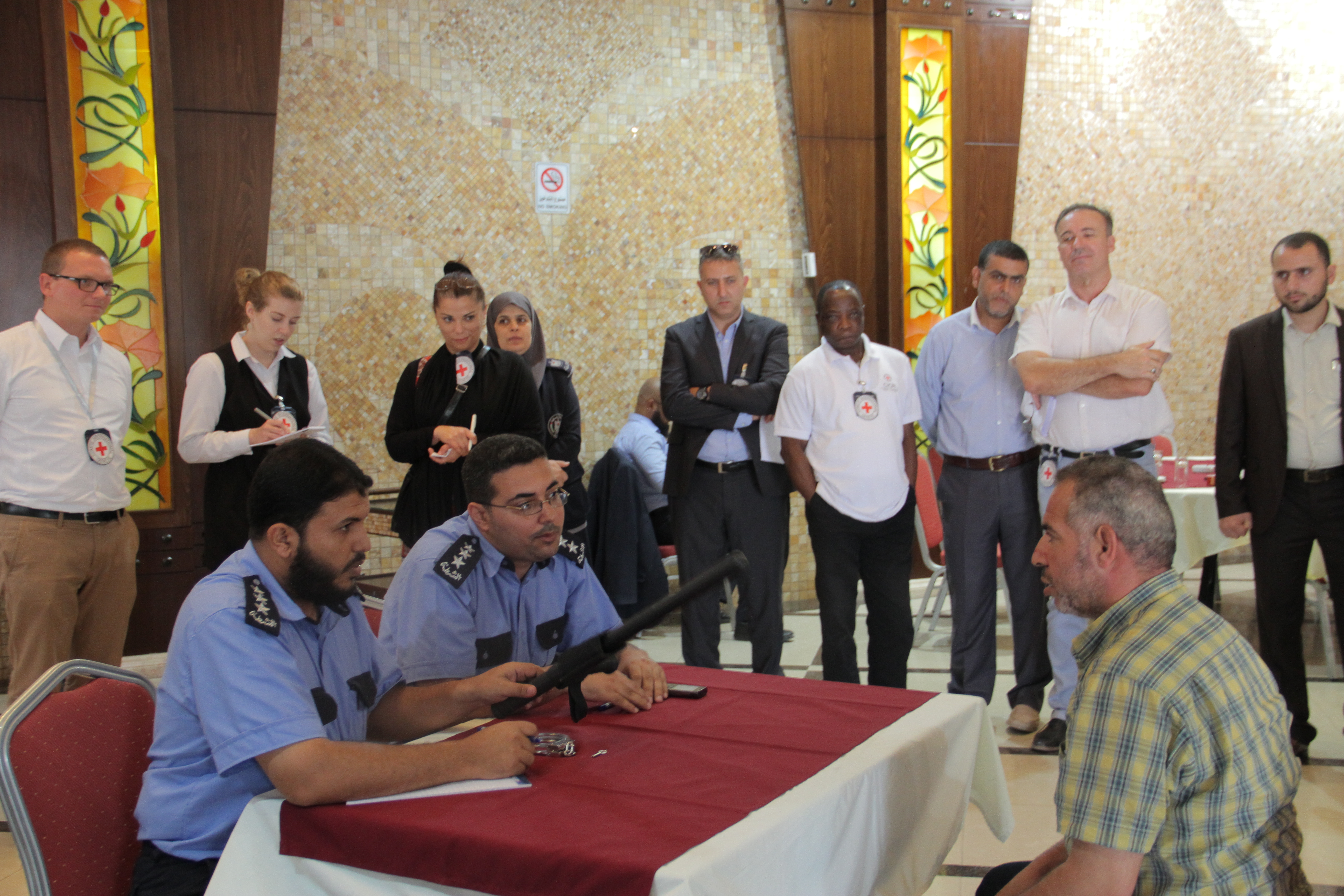 ورشة عمل مديرية التدريب والصليب الأحمر 