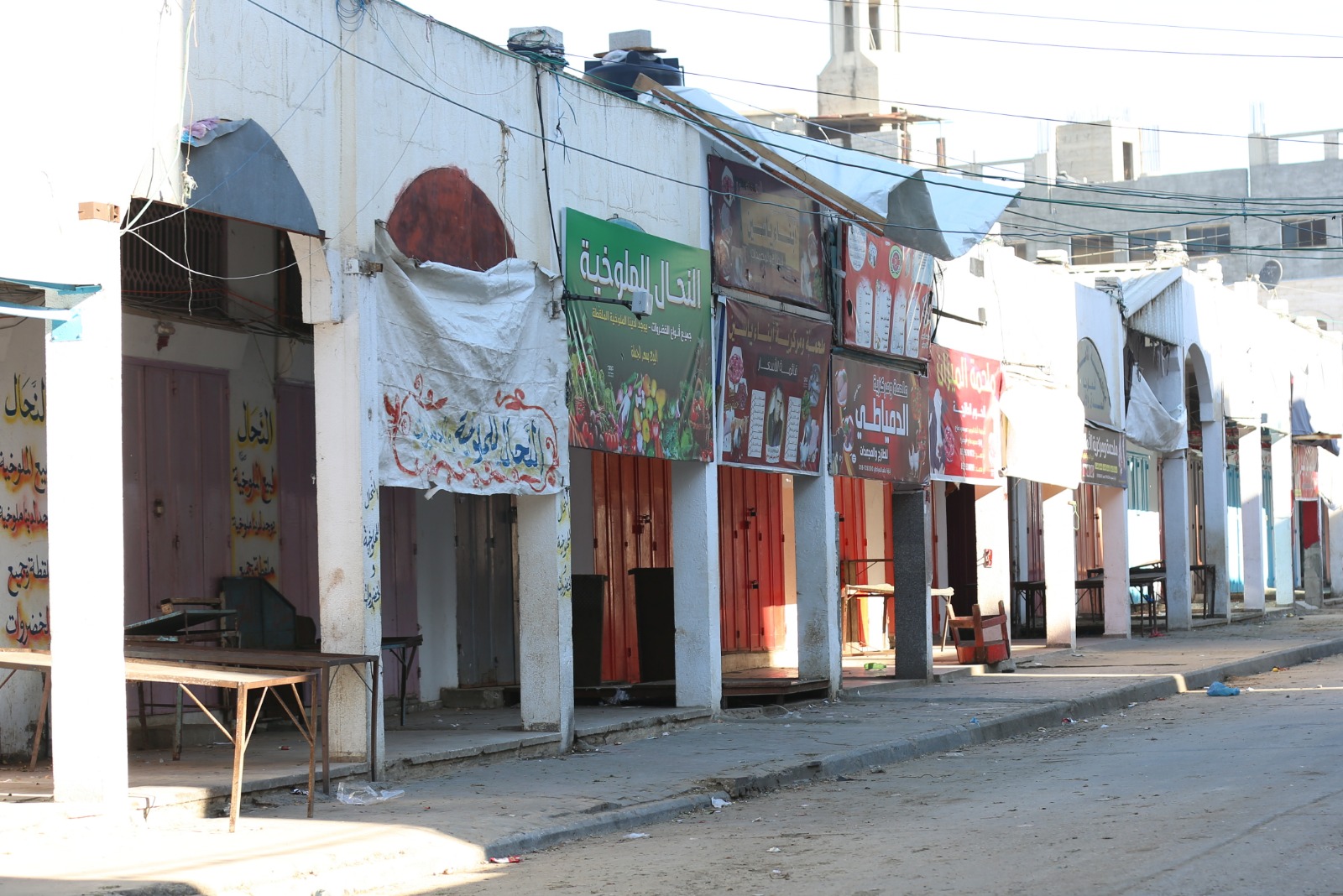 استمرار الإغلاق الكلي للمحال والمنشآت (الجمعة والسبت) للأسبوع السابع