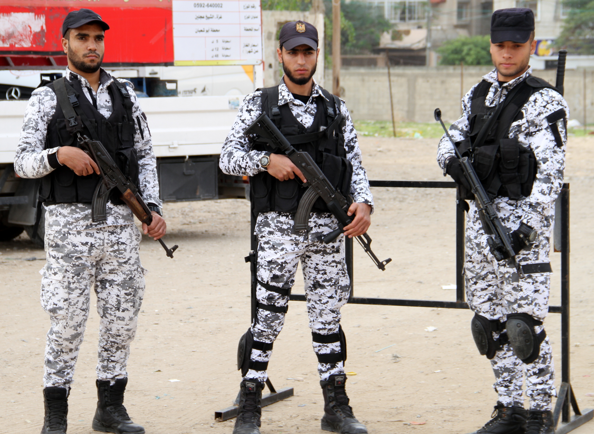 تأمين مهرجان انطلاقة حركة حماس في ساحة الكتيبة بغزة