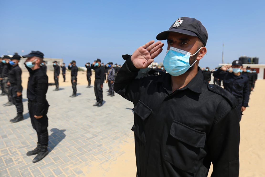 تخريج الدفعة الأولى من العناصر المستجدين على بند التشغيل المؤقت