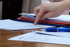 الشرطة المجتمعية بـ "شرطة الرمال" تُنهي خلافاً على محال تجارية بـ 100 ألف دولار