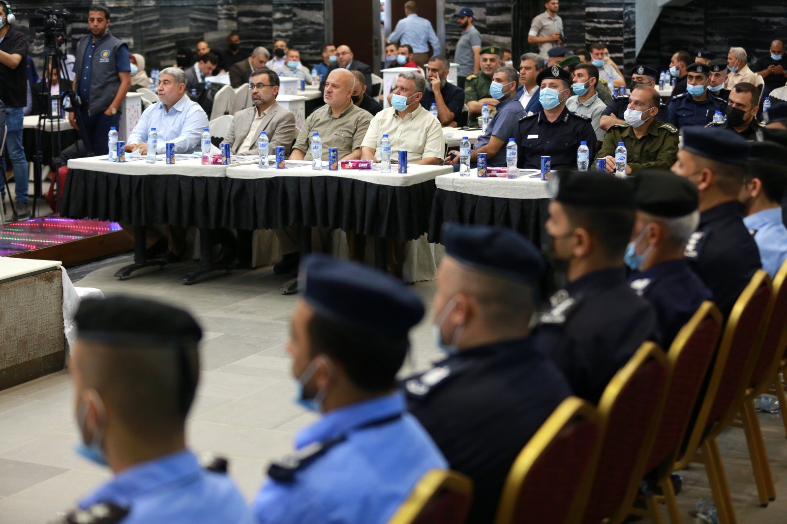 "العمل الحكومي" و"الداخلية تكرمان الفائزين بمبادرة "التميز في تقديم الخدمات"