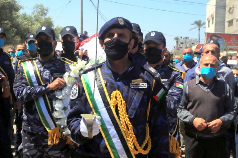 تشييع جثمان الوزير السابق "الكرد" بجنازة عسكرية