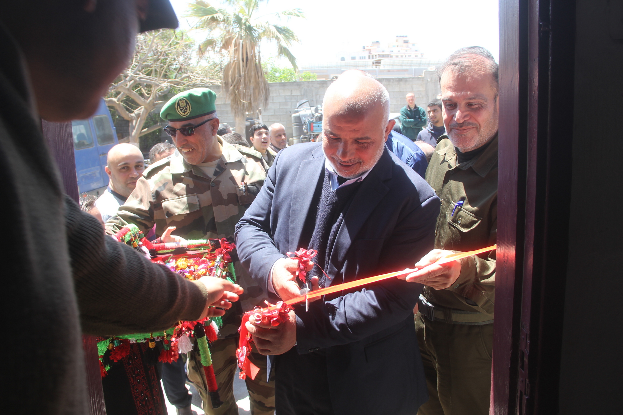 افتتاح محطة الإسعاف ومبنى العلاج الطبيعي بالخدمات الطبية العسكرية