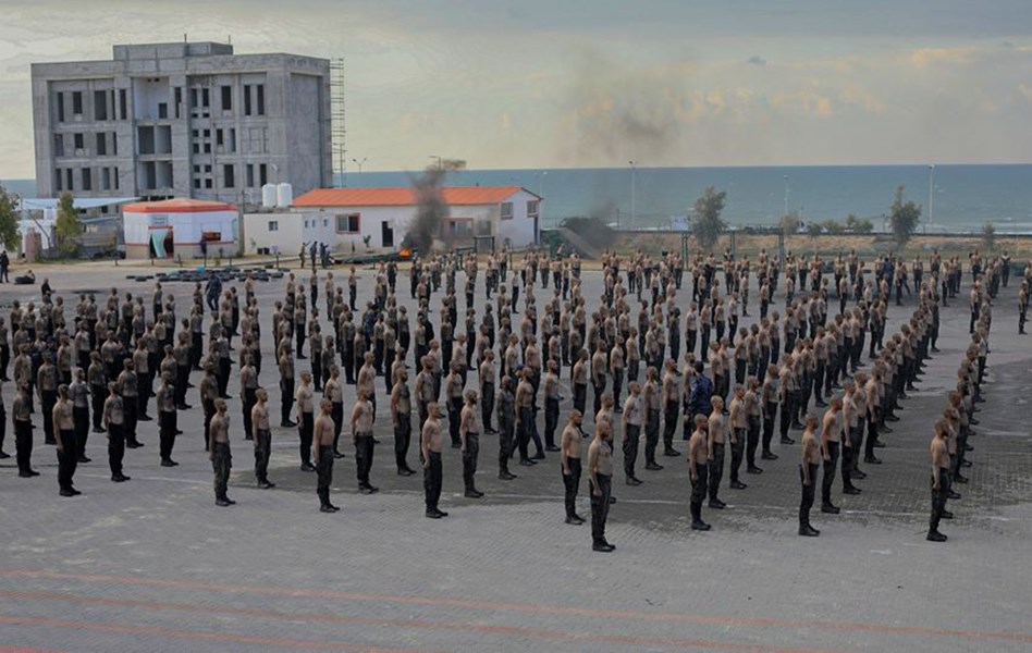 تدريبات "فتح الميدان" لدورة المستجدين الألف في مديرية التدريب