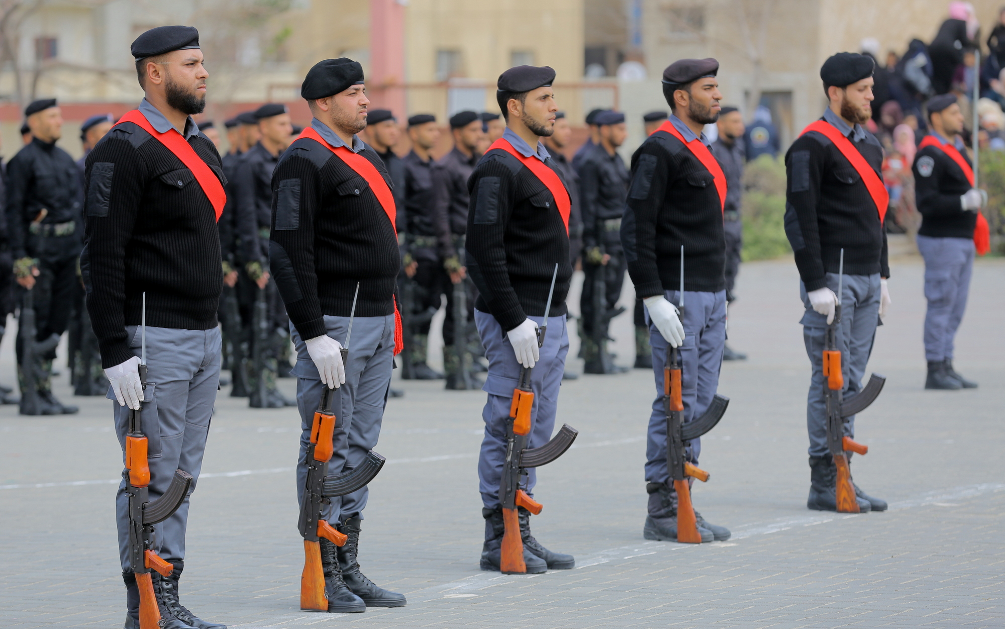 حفل تخريج دورة الخاصة الـ (10) ودورة المستجدين الـ (31) بالمديرية العامة للتدريب