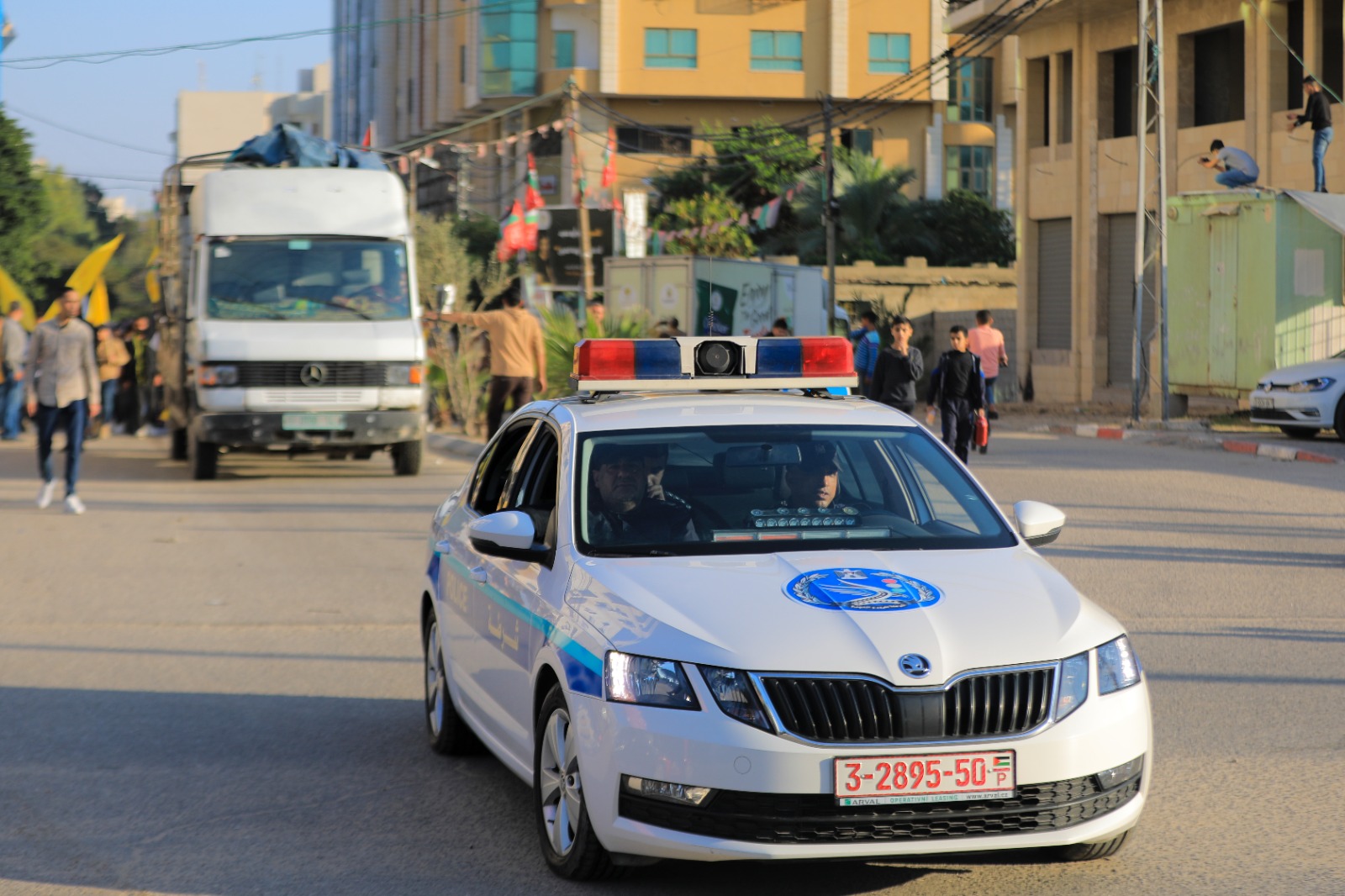 أجهزة الداخلية بغزة تؤمن "مسيرًا كشفيًا" في ذكرى رحيل الرئيس عرفات