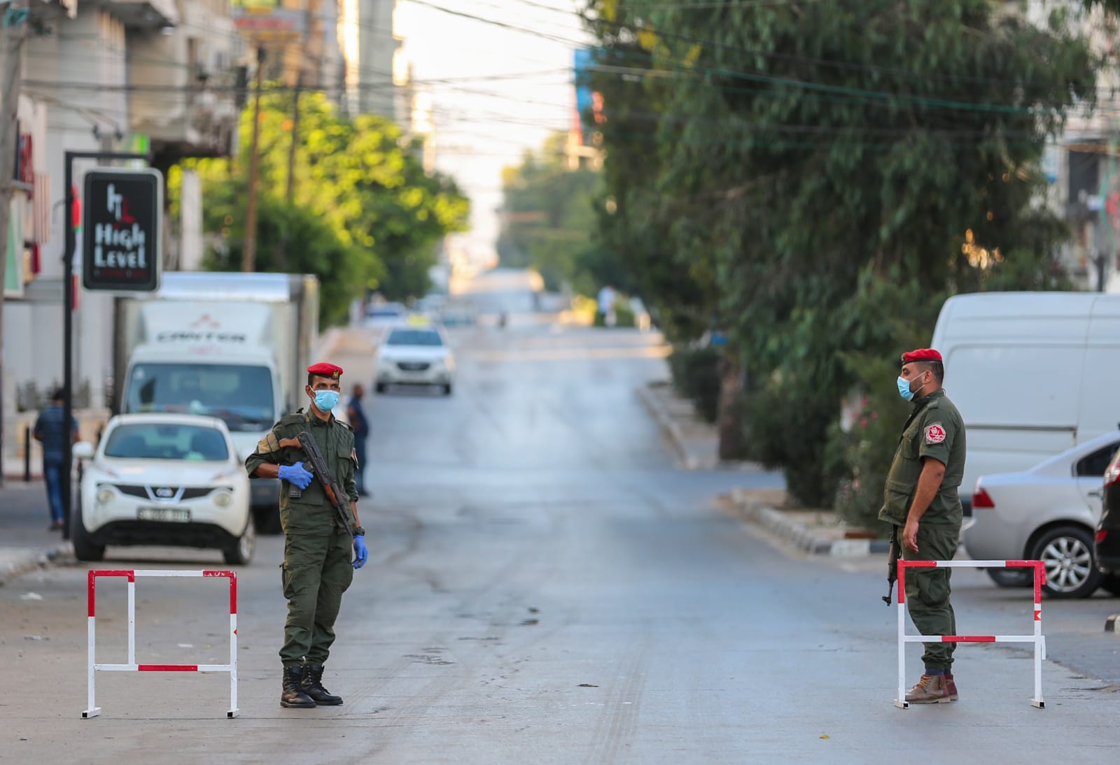 سريان قرار حظر التجوال في محافظات غزة لليوم الثالث