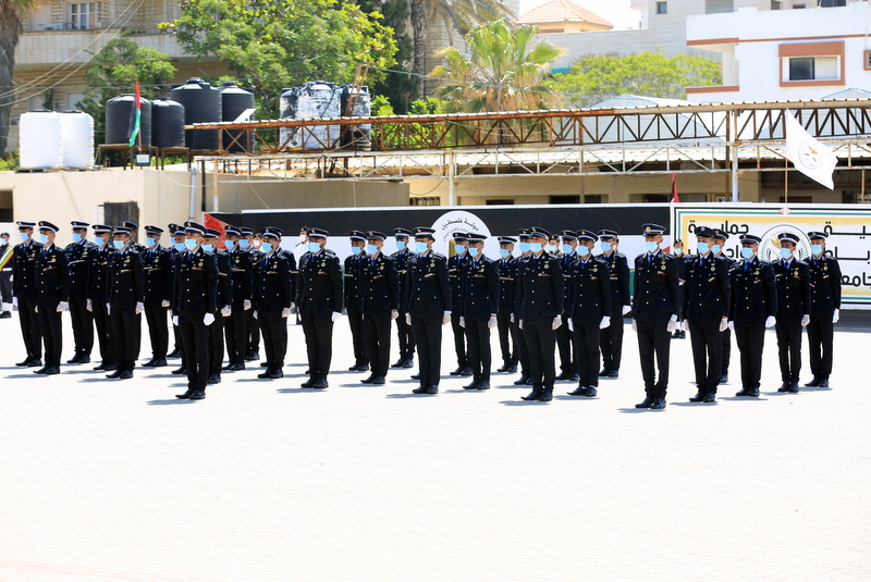 "كلية الرباط" تُخرج الفوج الثامن من بكالوريوس "القانون والشرطة"