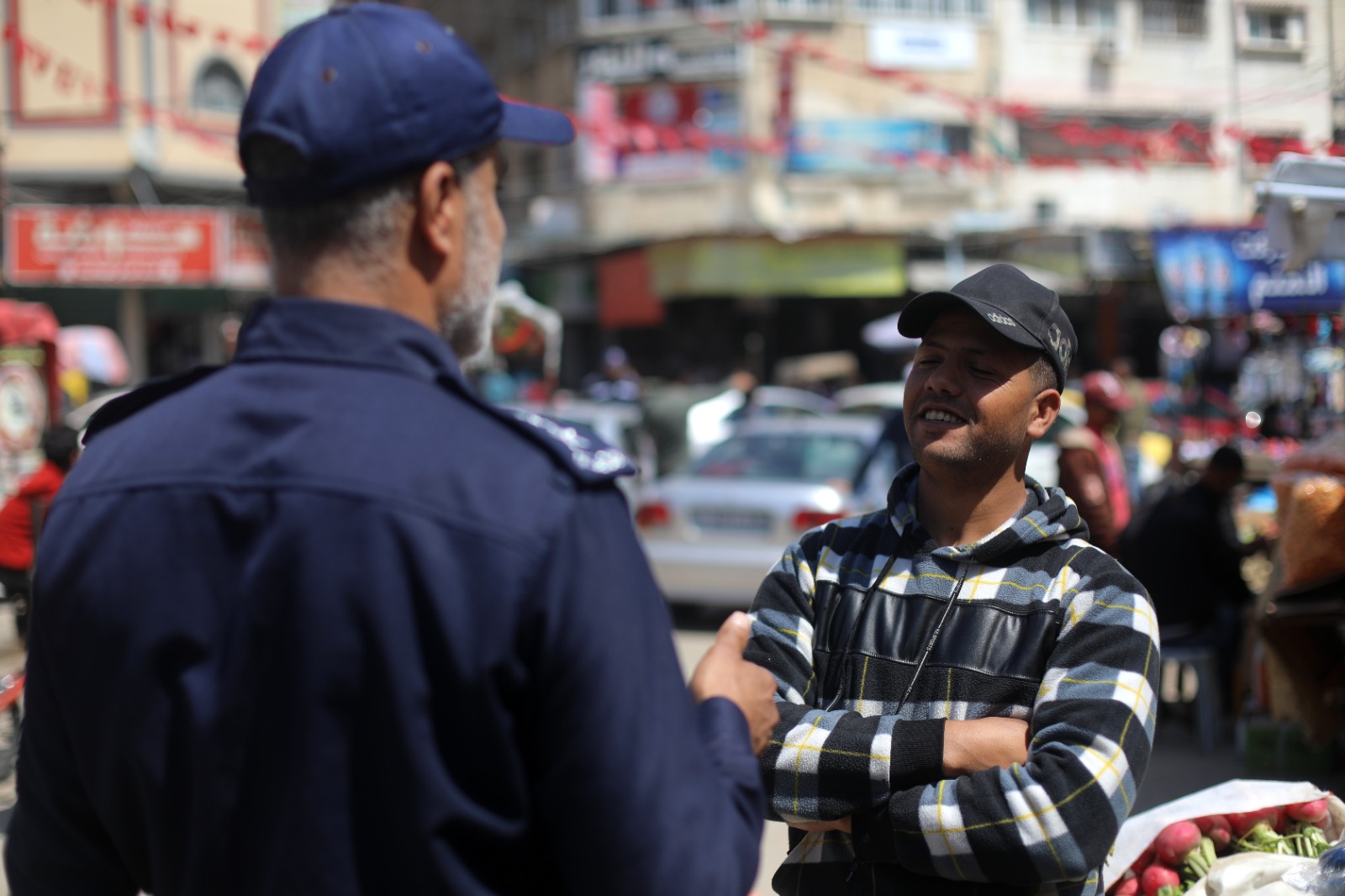 شرطة البلديات في رمضان.. عمل دؤوب لضبط الأسواق