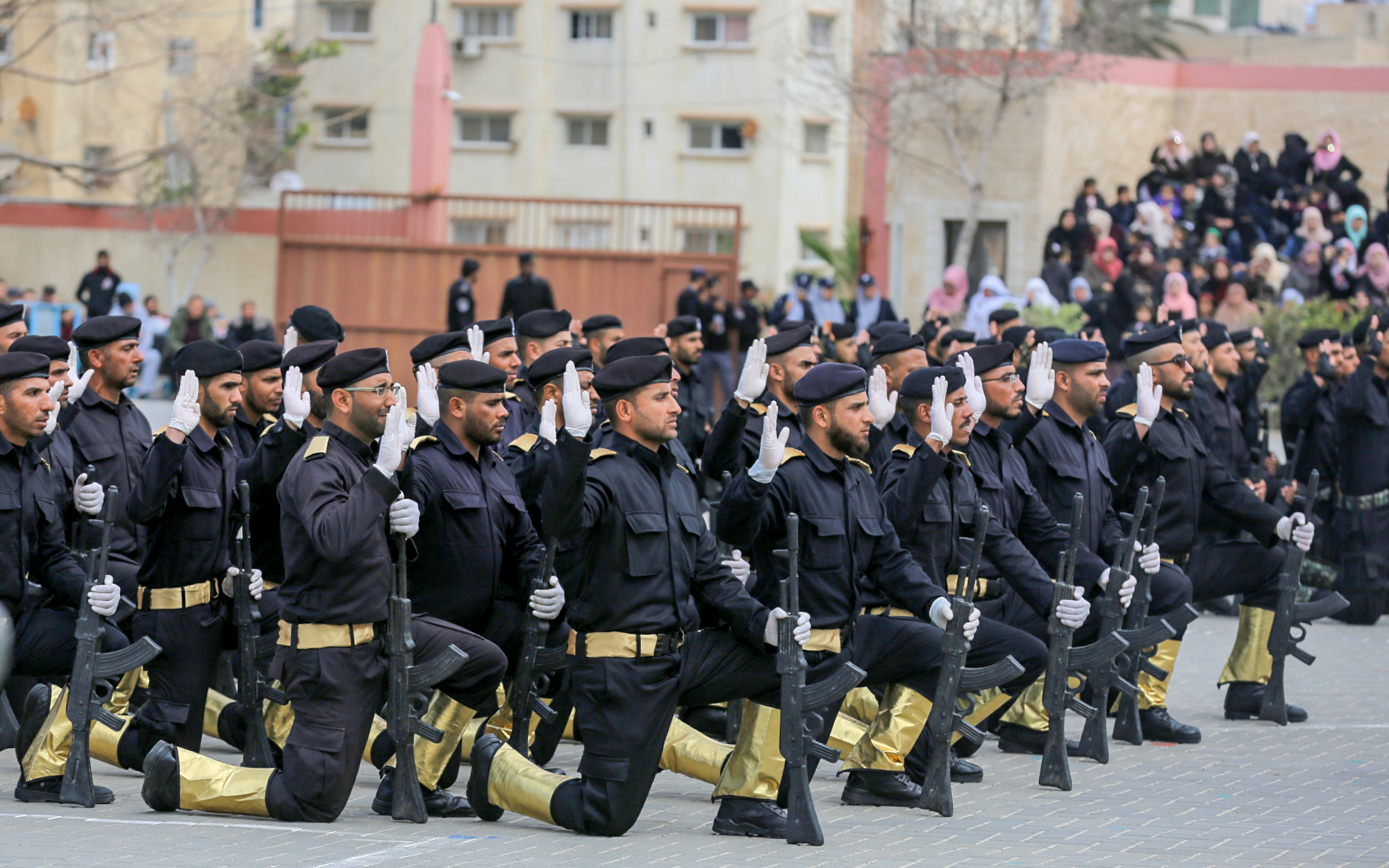 حفل تخريج دورة الخاصة الـ (10) ودورة المستجدين الـ (31) بالمديرية العامة للتدريب