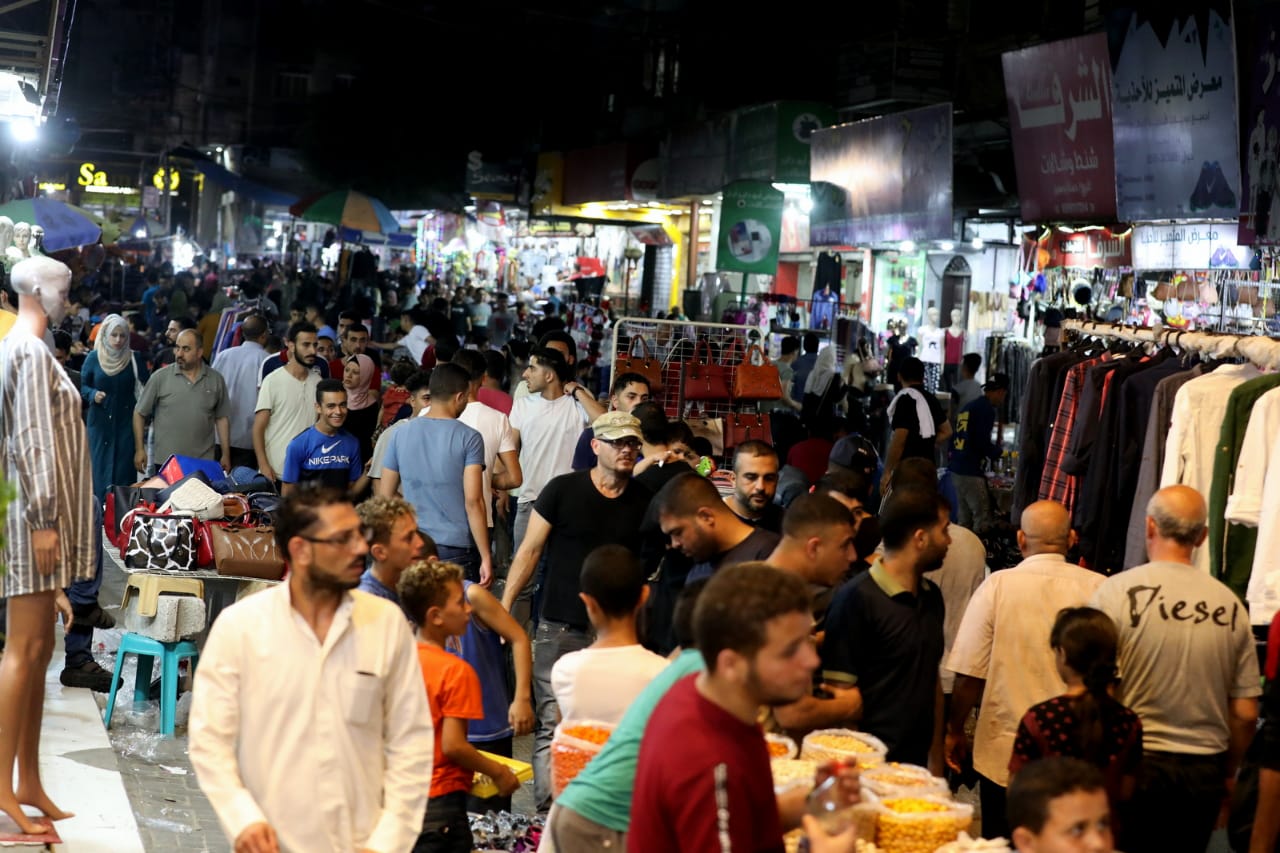 الشرطة تُسهل حركة المواطنين عشية عيد الأضحى المبارك