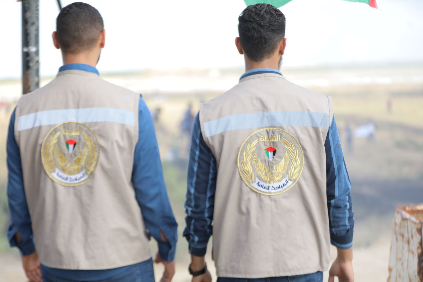 أجهزة "الداخلية" تساند المواطنين بفعالية "مسيرة الأعلام الفلسطينية" شرق غزة