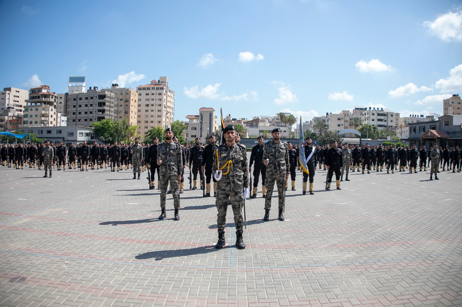 "مديرية التدريب" تُخرج دورة تأهيل الضباط الــ 38