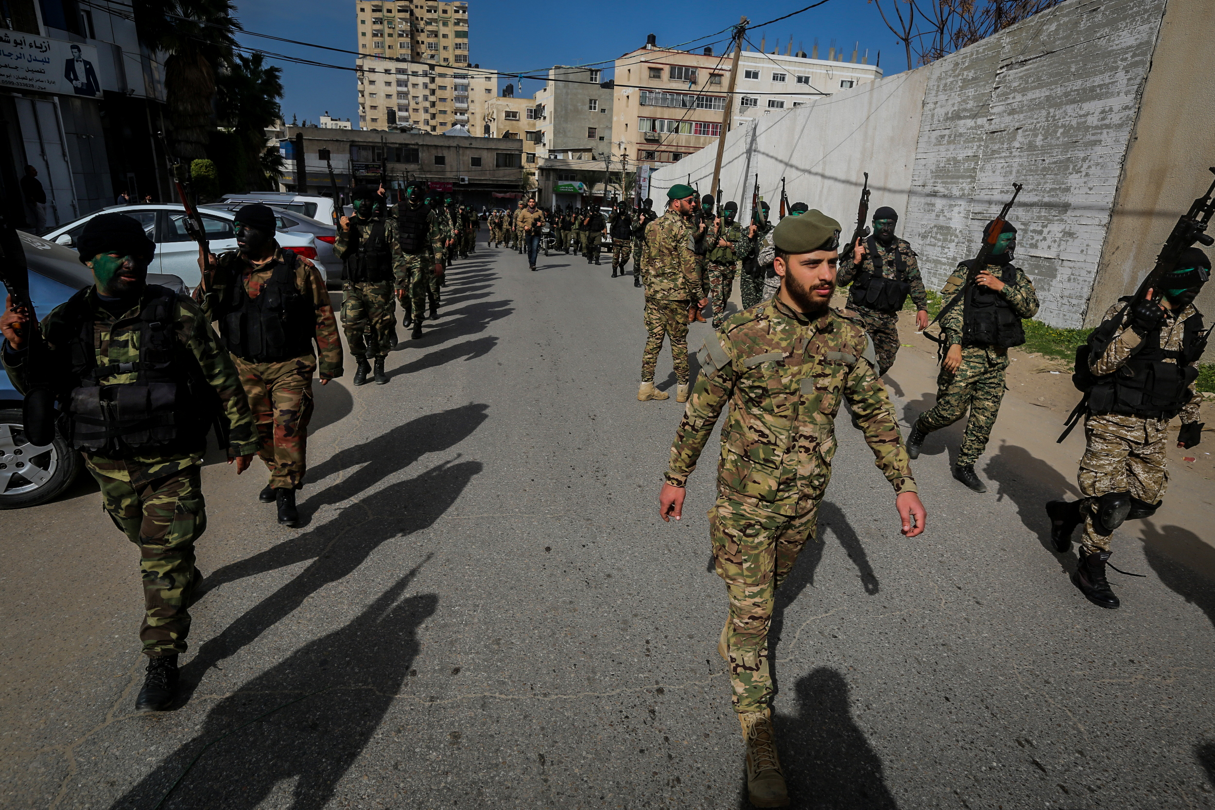 مسير عسكري لدورات قادة السرايا 5، وتأهيل الضباط 15، وصف ضباط 16 بقوات الأمن الوطني
