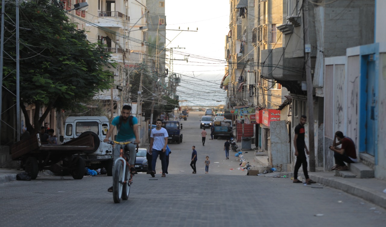 قضاء المواطنين في غزة الإجازة الأسبوعية مساء الجمعة