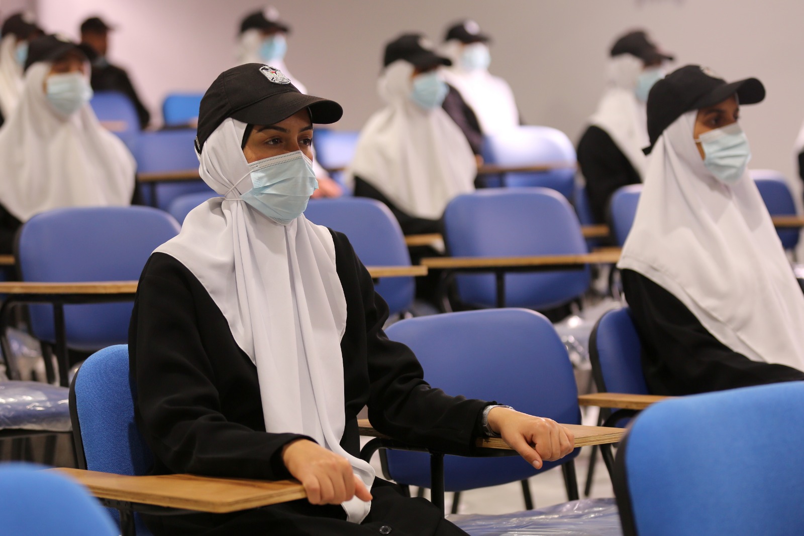 مديرية التدريب تُخرج الدورة التأسيسية للمستجدات "الإناث"