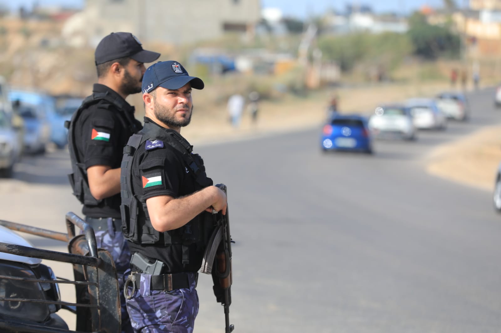 أجواء اصطياف المواطنين على شاطئ البحر وسط قطاع غزة