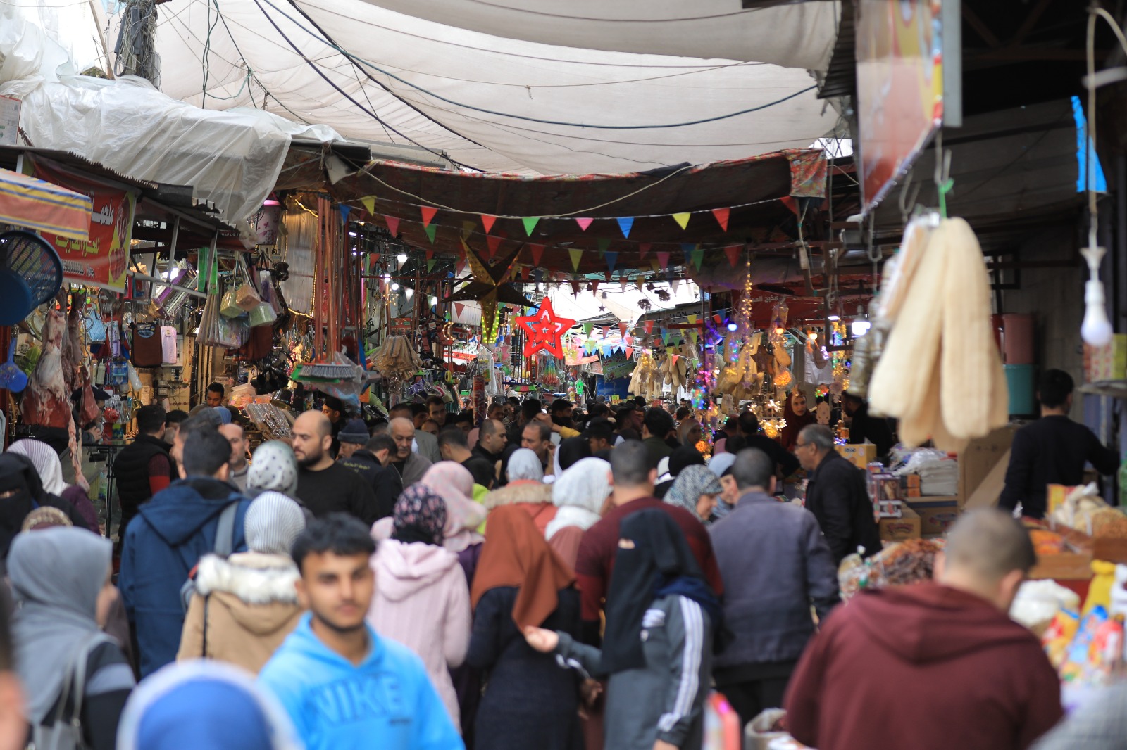 أجواء استقبال شهر رمضان المبارك في عدد من مناطق قطاع غزة