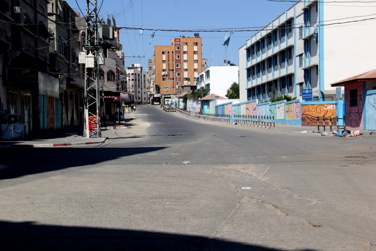 سريان قرار حظر التجوال الشامل في محافظات قطاع غزة 