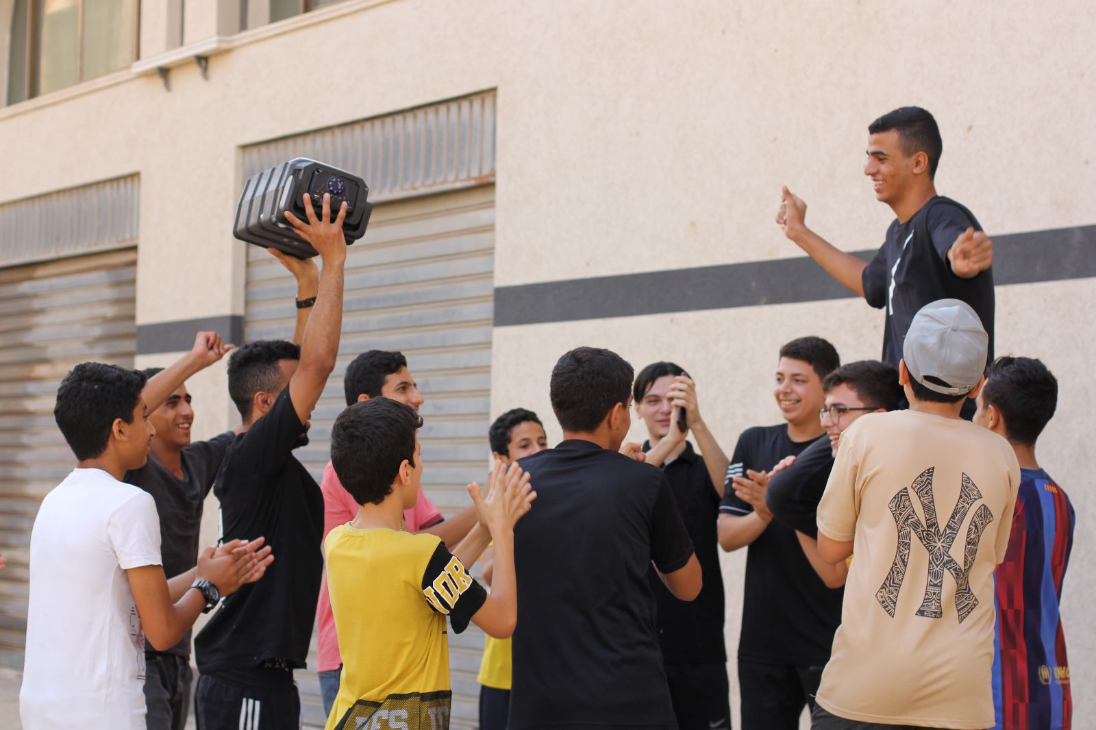 أجواء احتفال المواطنين في قطاع غزة بنتائج الثانوية العامة