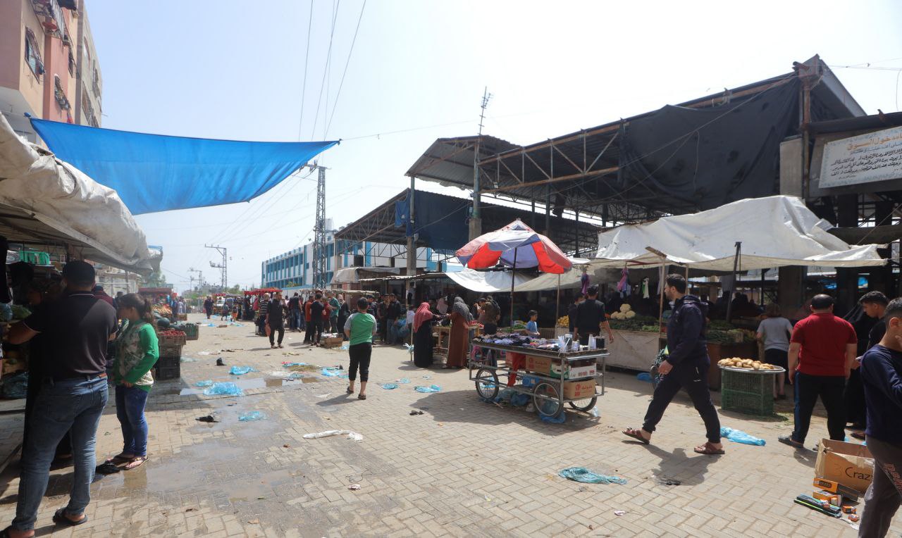 سير الحياة اليومية واستقرار الجبهة الداخلية في غزة في اليوم الرابع للعدوان الإسرائيلي