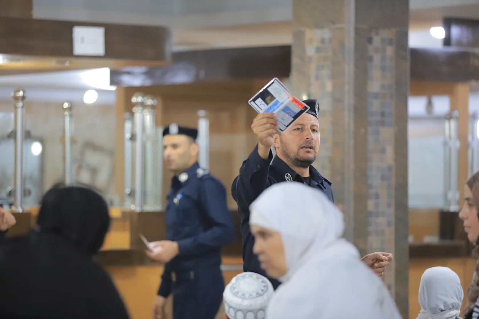 "أطقم المعابر" و"أجهزة الداخلية" تسهل وصول حجاج غزة لعام 1444 هـ