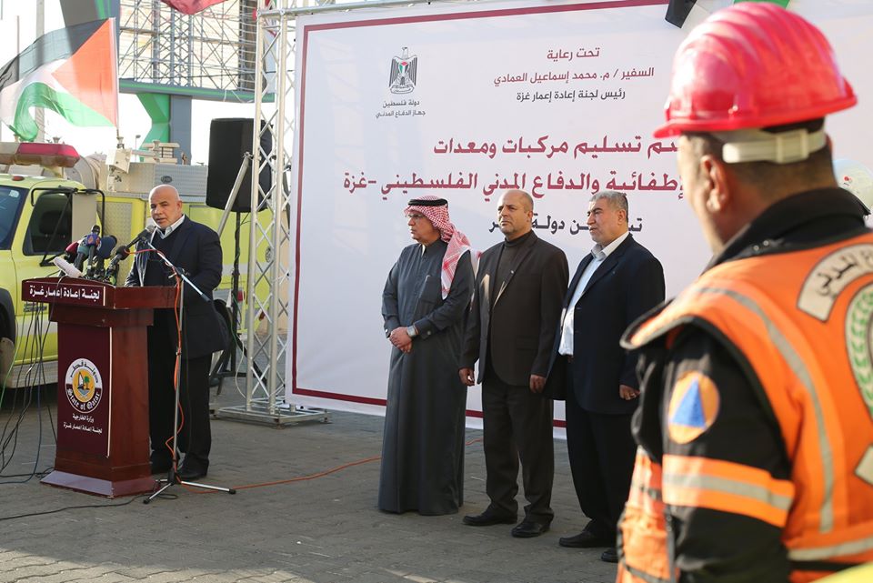 الداخلية تتسلّم مركبات ومعدات للدفاع المدني من دولة قطر