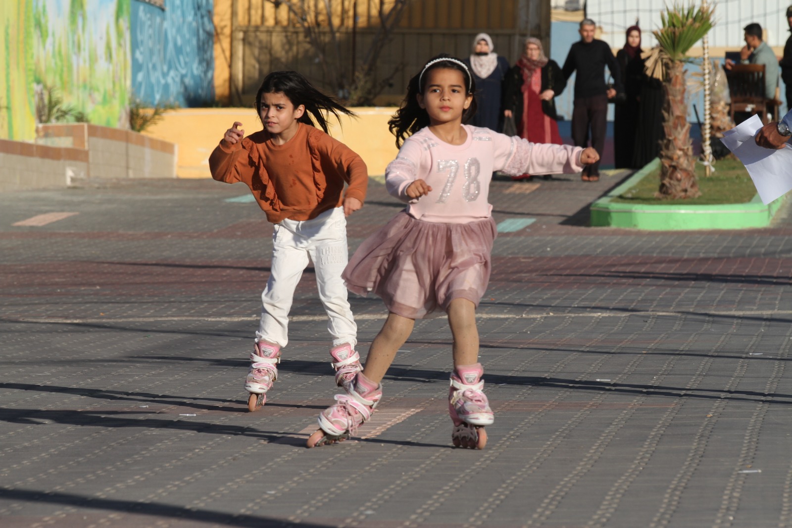 صور من الأجواء الرمضانية على ساحل مدينة غزة