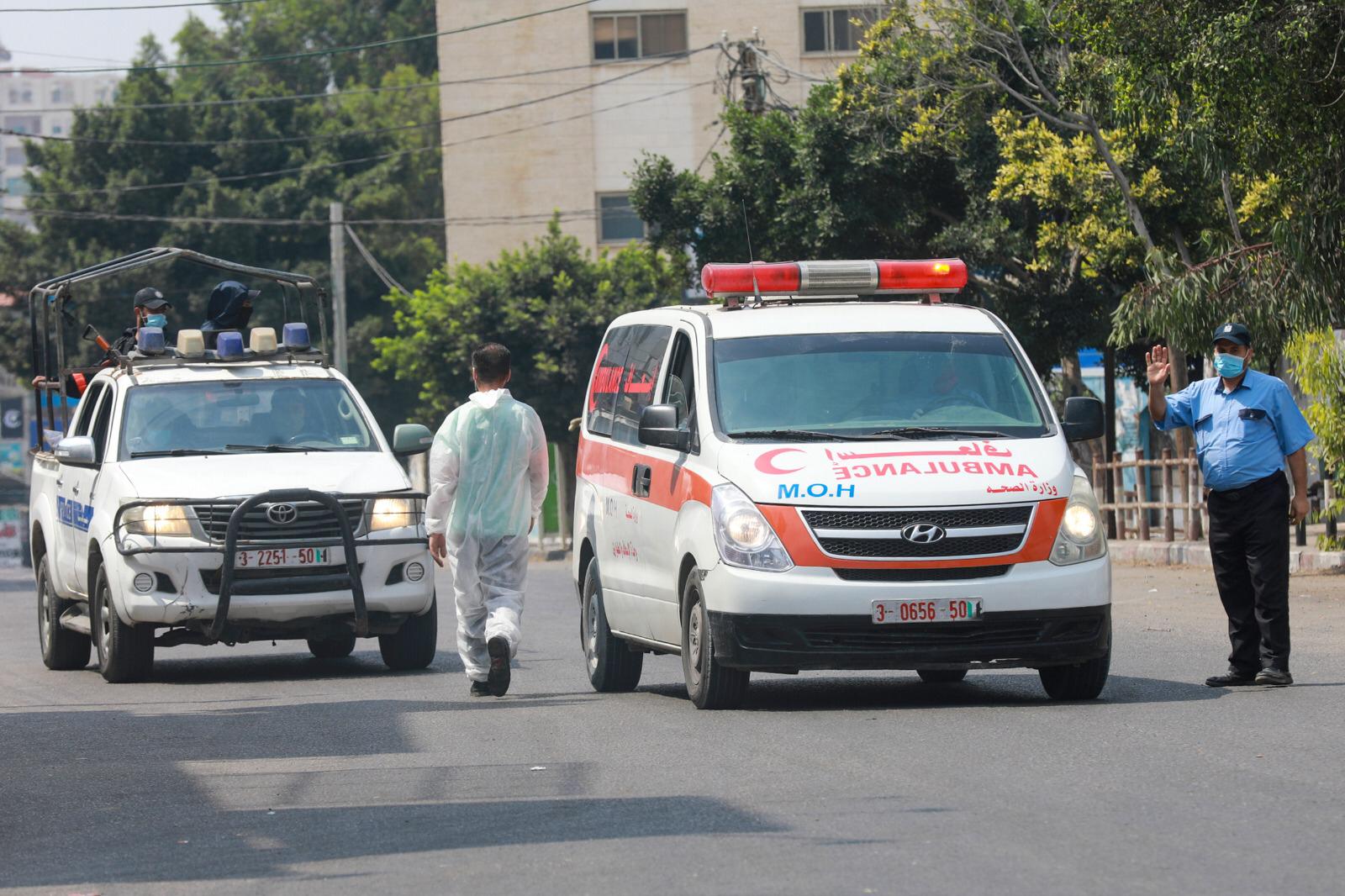 صور.. قطاع غزة يدخل يومه الثامن في حظر التجول لمواجهة فيروس "كورونا"