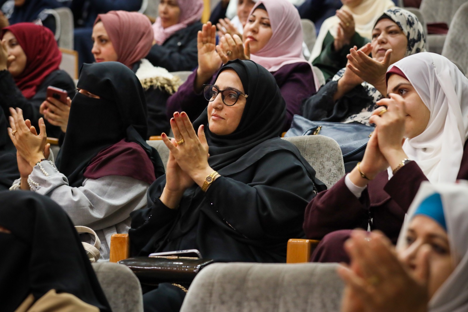 الشرطة النسائية تنُظم فعاليات للاحتفال باليوم العالمي للمرأة